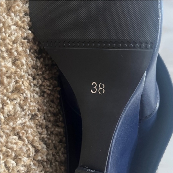 Stylish Women's Calf Navy Boots - Picture 3 of 4